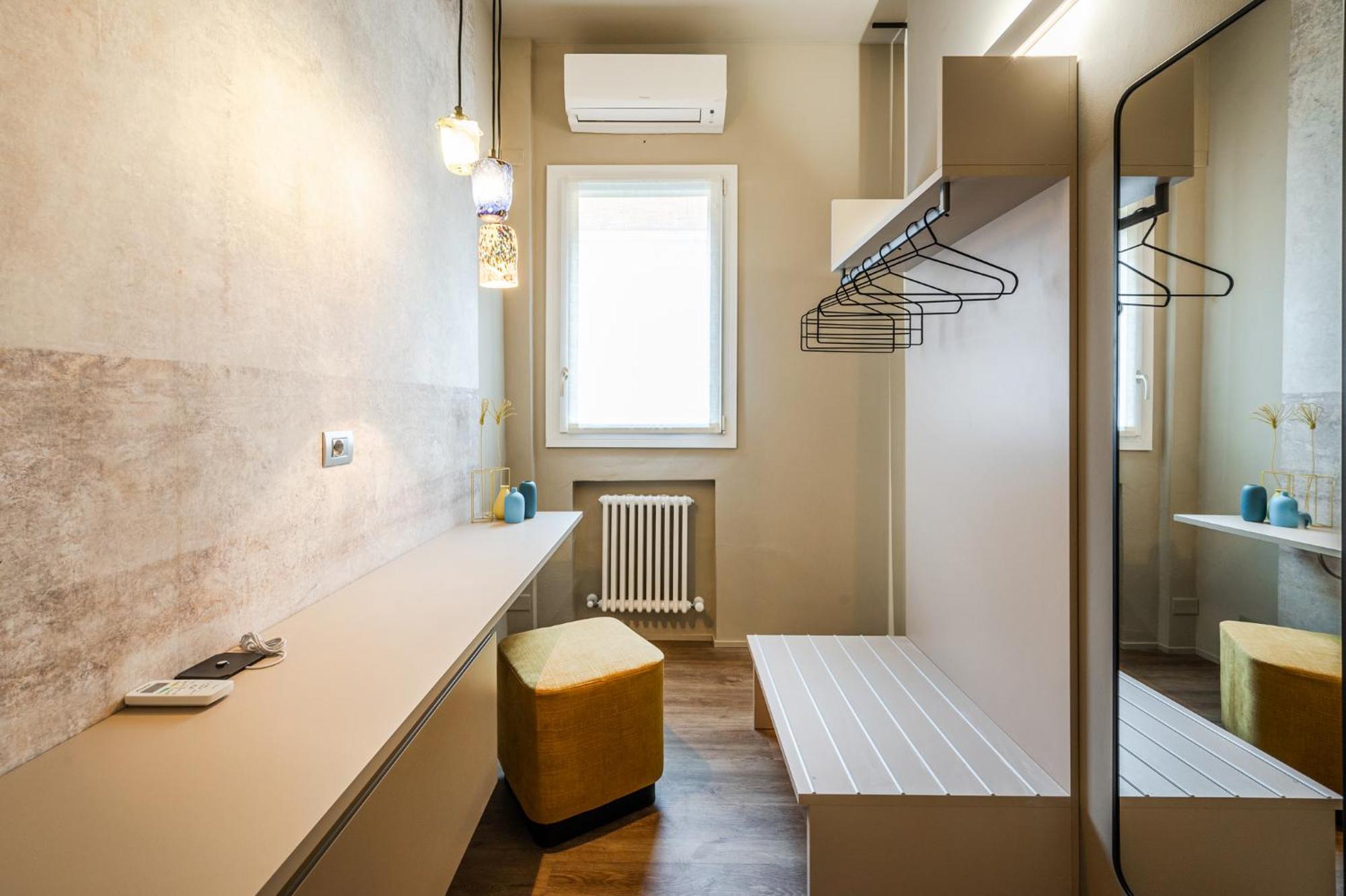 Urban Cottage Free Parking - Private Garden Bologna Exterior foto